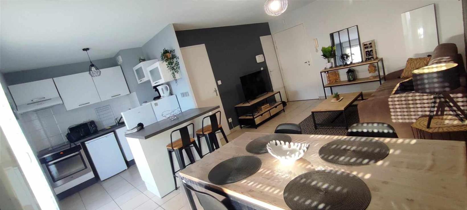 Superbe Appartement En Residence Avec Piscine. Albertville Luaran gambar